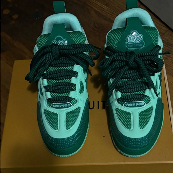 LOUIS VUITTON LV SKATE SNEAKER GREEN SIZE 41 - Picture 4 of 4
